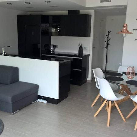 Sun Terrace Apartment Torrevieja Buitenkant foto
