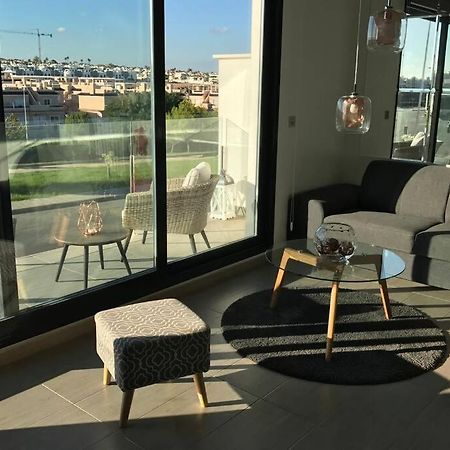Sun Terrace Apartment Torrevieja Buitenkant foto